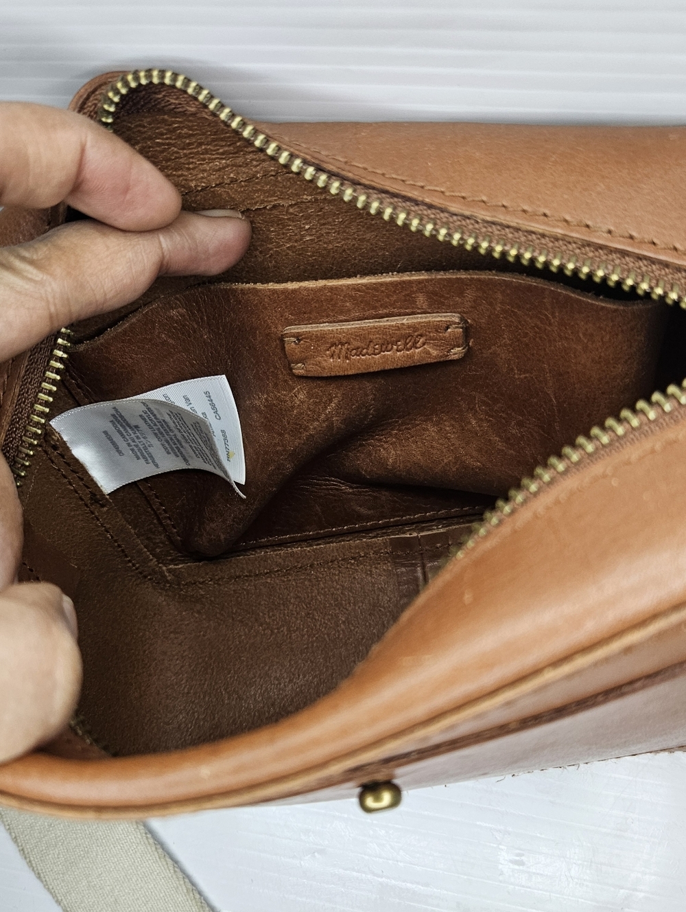 Madewell The Transport Camera Bag - Picture 14 of 14